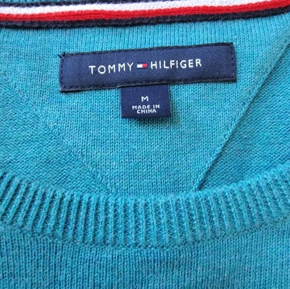 Tommy Hilfiger sweatshirt - Picture 2 of 3